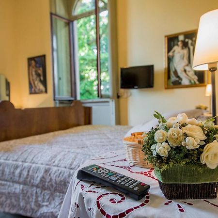 Villa Confalonieri マンデッロ・デル・ラーリオ エクステリア 写真