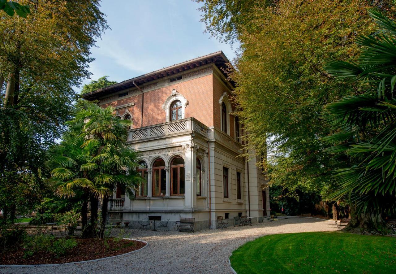Villa Confalonieri マンデッロ・デル・ラーリオ エクステリア 写真